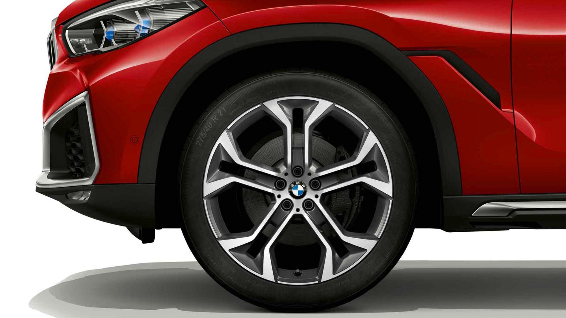 BMW X6 with BMW xLine, light alloy wheel. BMW X6 with BMW xLine with focus on light alloy wheel.